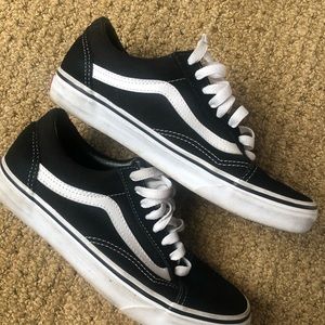 Vans Black Old Skool, Size 6.5 Mens/ 8 Women